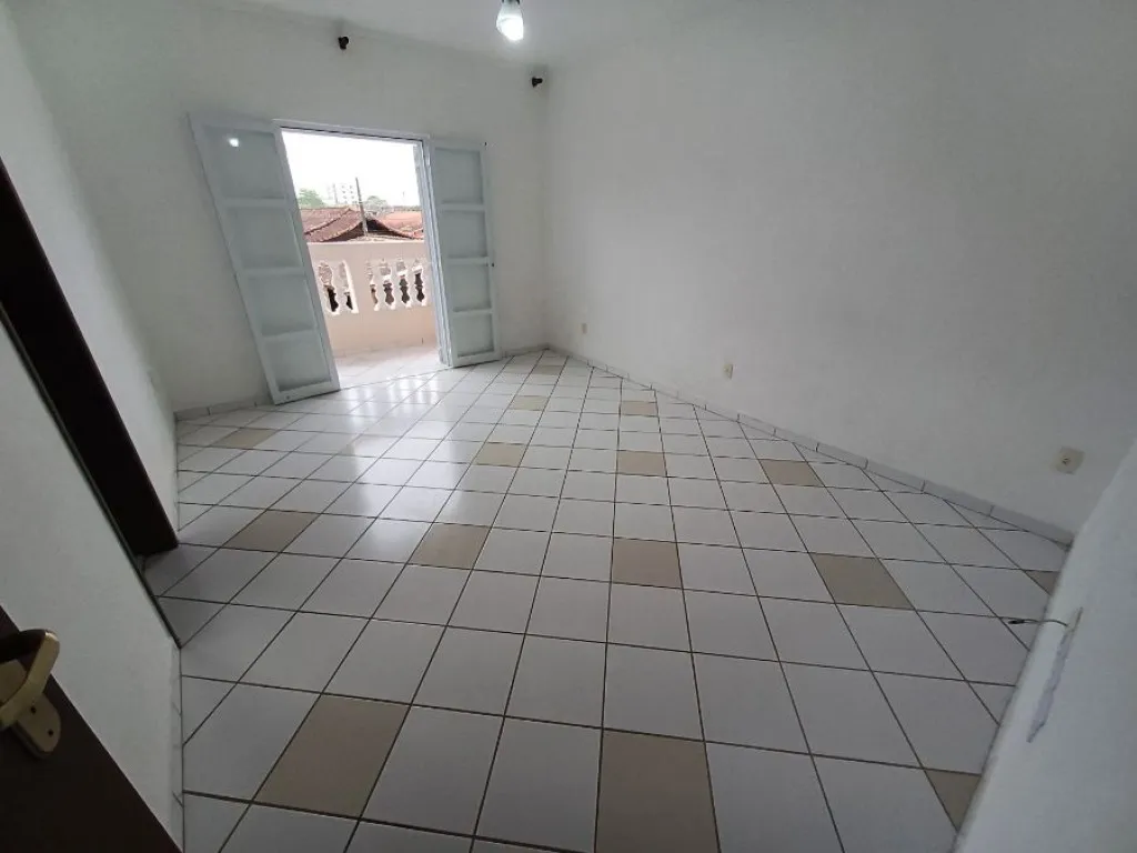 Imagem CASA COM 310,00 m² - OCIAN - PRAIA GRANDE SP