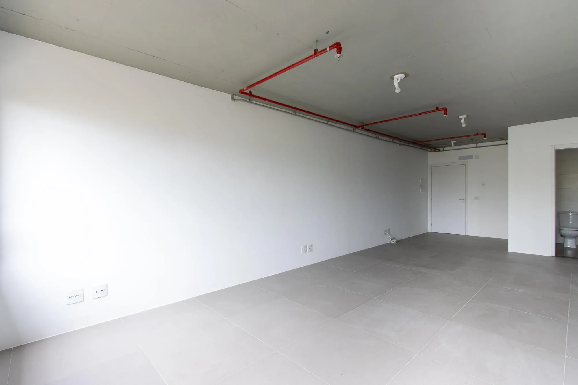 Imagem Conjunto/Sala para Venda - 118.74m², 0 dormitórios, São João