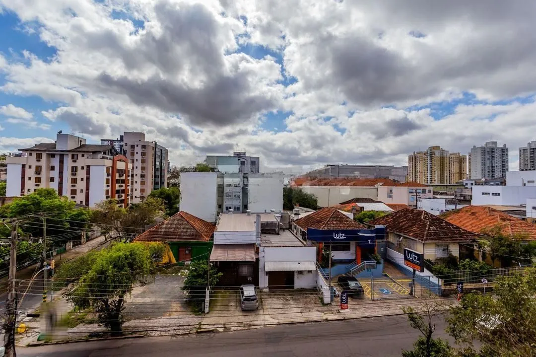 Imagem Duplex Reformado com 2 Dormitórios e 1 Vaga - Pronto para Morar