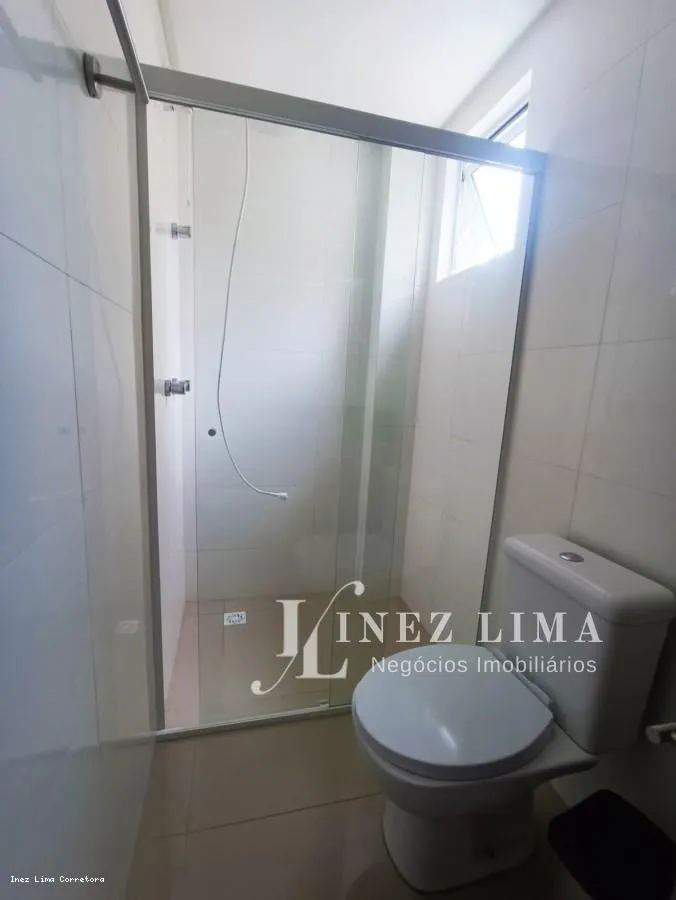 Imagem Apartamento 3 Quartos para Locação, Tabuleiro das Oliveiras, 3 dormitórios, 1 suíte, 2 banheiros, 1 vaga