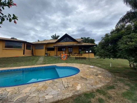 Imagem Chácara com 3 dormitórios à venda, 1850 m² por R$ 1.950.000,00 - Condomínio Residencial Vila Rica - Bragança Paulista/SP