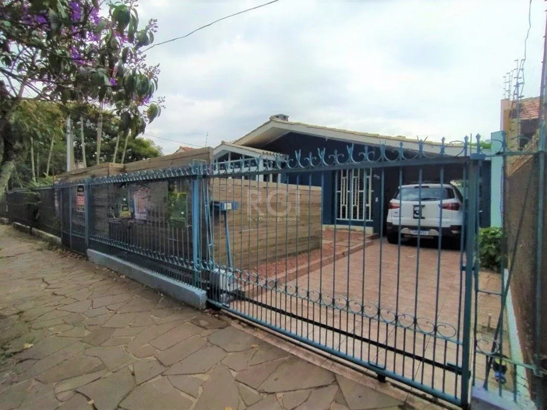 Imagem Casa para Venda - 150m², 4 dormitórios, sendo 3 suites, 2 vagas - Jardim Verde