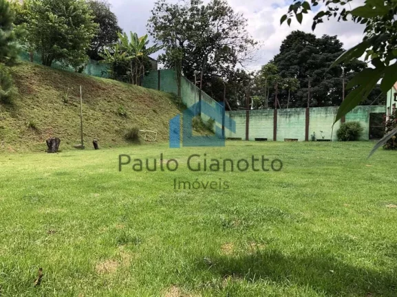 Imagem Casa à venda com ótima localização na Granja Viana