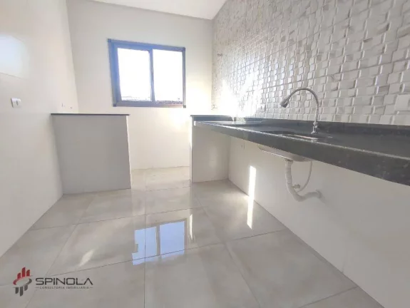 Imagem Casa com 2 dormitórios à venda, 68 m² por R$ 350.000,00 - Maracanã - Praia Grande/SP