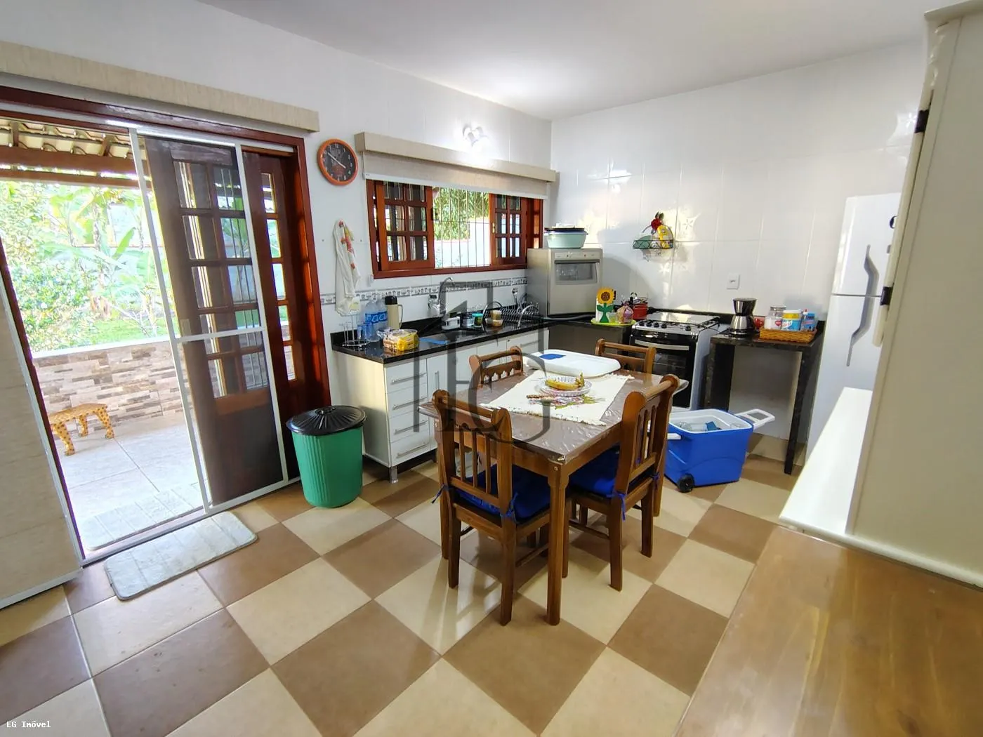 Imagem Casa para Venda em Saquarema, Serra de Mato Grosso (Sampaio Correia), 2 dormitórios, 1 suíte, 1 banheiro, 10 vagas