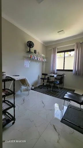 Imagem Casa a venda com piscina no bairro Jardim Florença em Poços de Caldas - MG