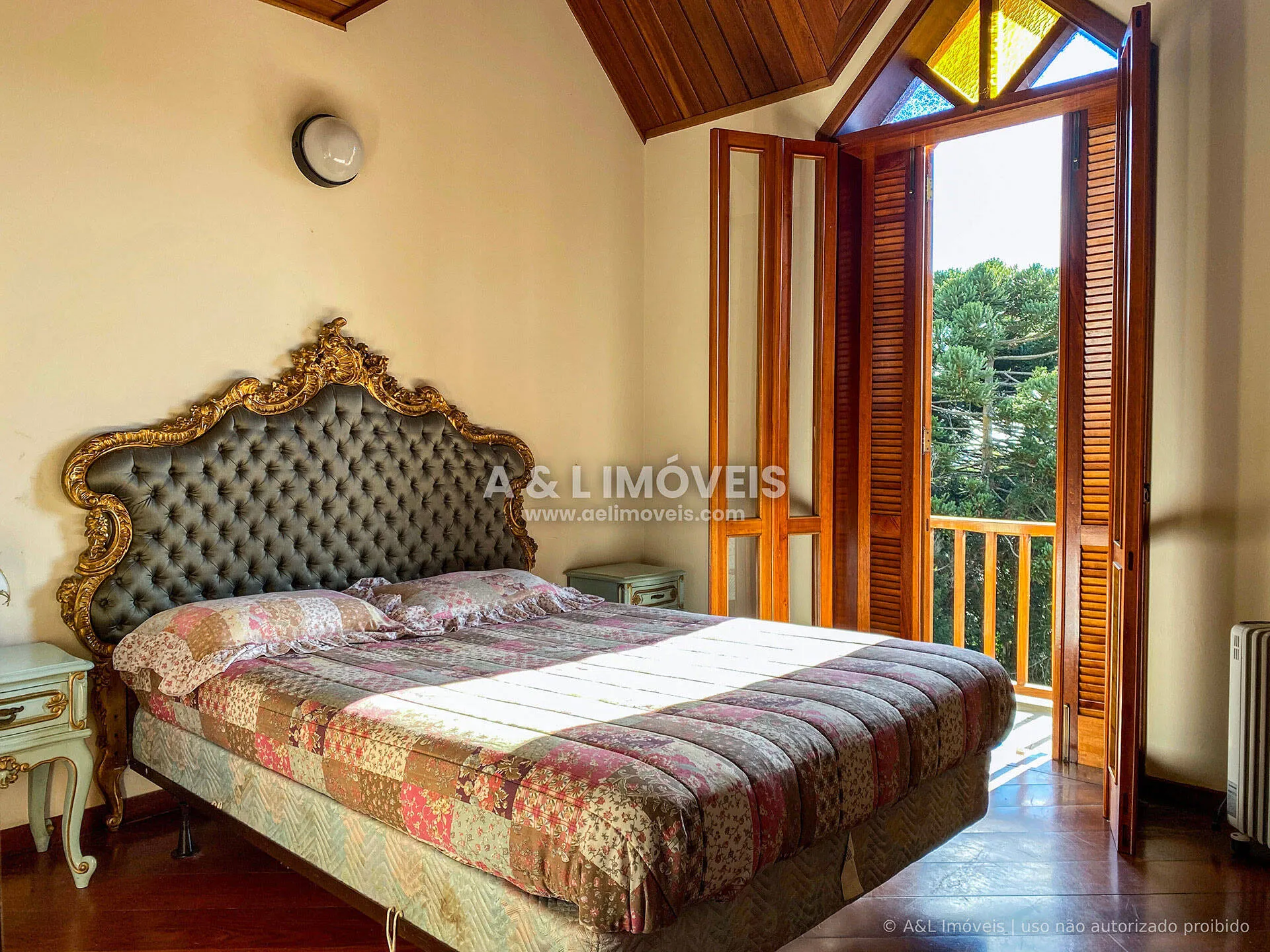 Imagem Casa à venda em Campos do Jordão | 417,26 m² | 5 dormitórios