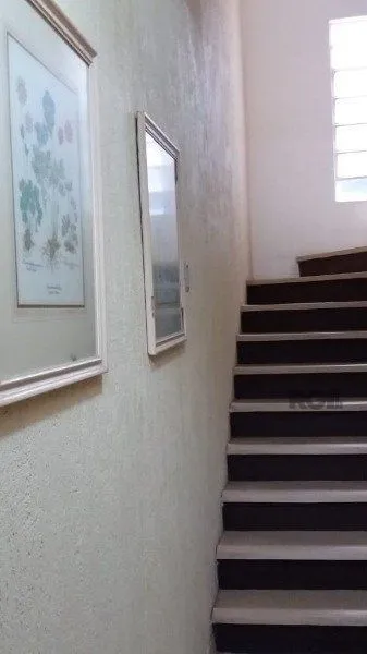 Imagem Edifício (prédio) com 03 apartamentos de 01 dormitório no Bairro Auxiliadora