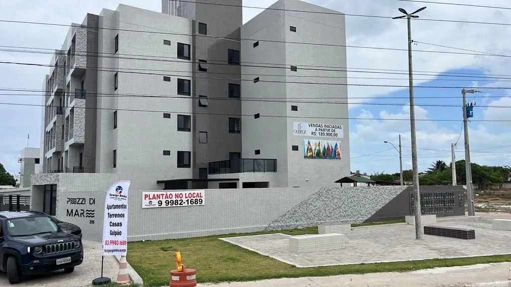 Imagem Apartamento com 2 dormitórios à venda, 54 m² por R$ 329.985,00 - Poço - Cabedelo/PB