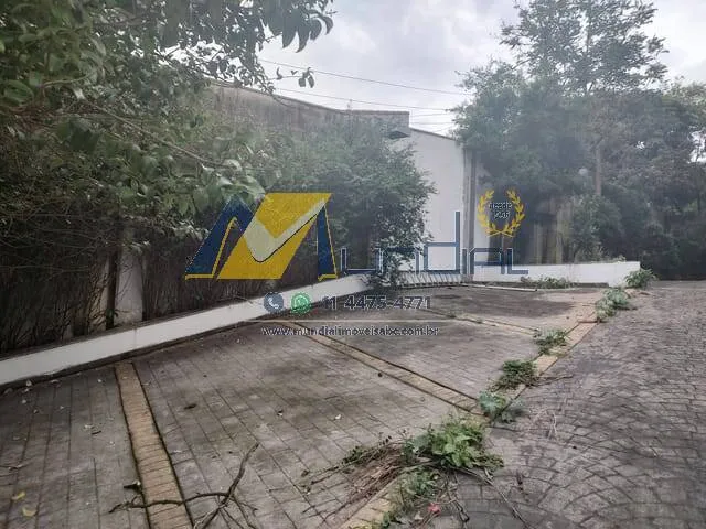 Imagem Prédio corporativo com heliponto pronto para grandes empresas