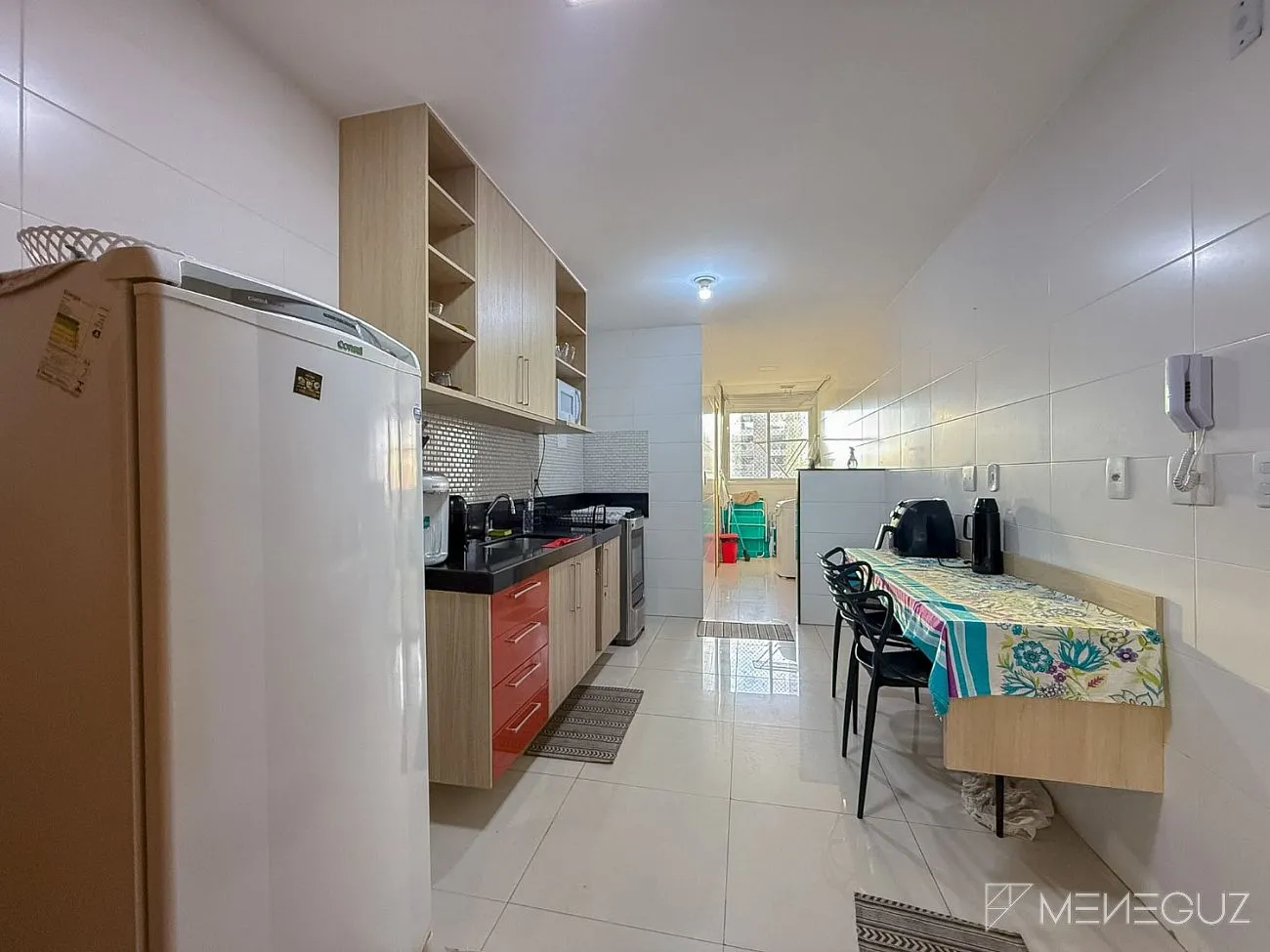 Imagem Apartamento à venda na Praia do Morro, Guarapari - 3 quartos, 2 suítes, frente mar, mobiliado