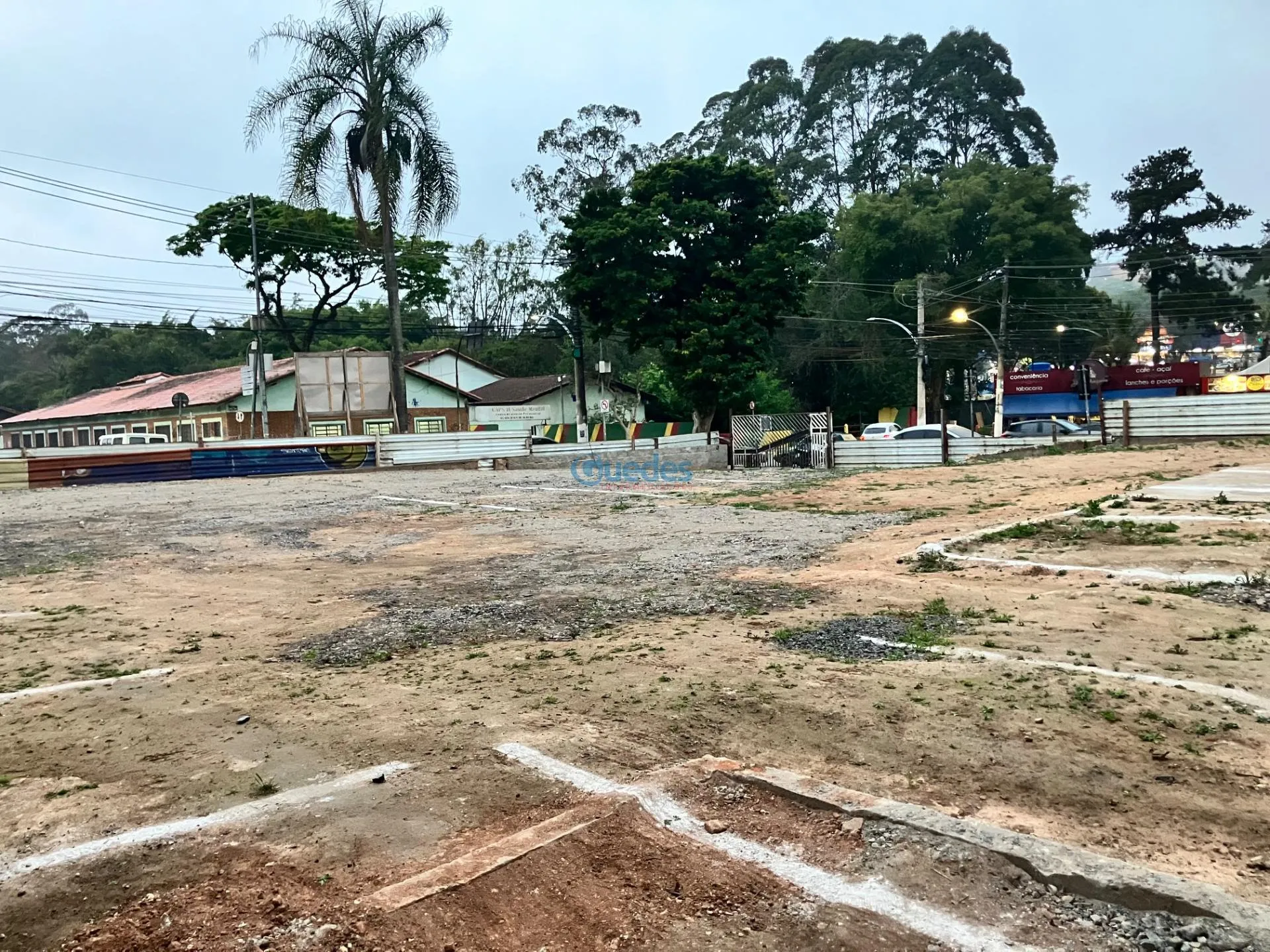 Imagem Área Comercial no Centro de Embu das Artes, 922m² à Venda