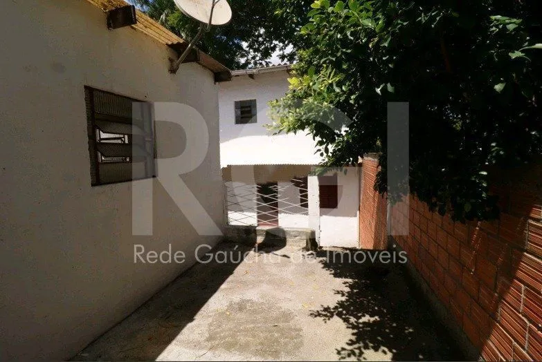 Imagem Casa para Venda - 280m², 3 dormitórios, 4 vagas - Cidade Baixa