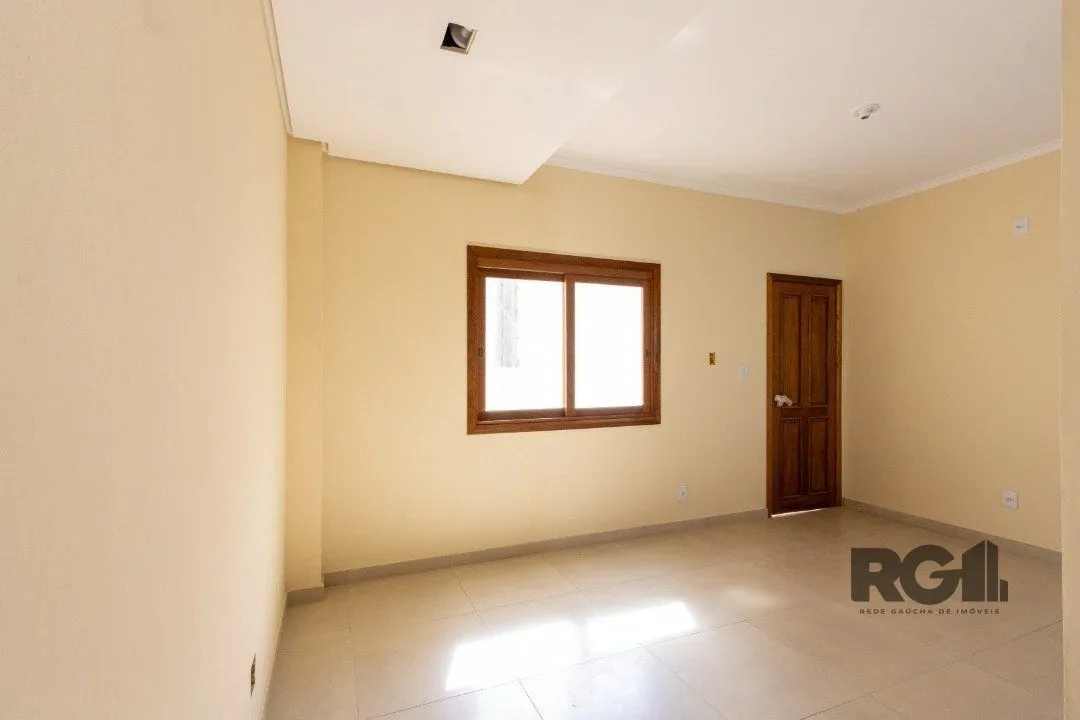 Imagem Casa de Condomínio em Cascata