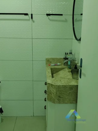 Imagem xcelente sobrado recém reformado com elétrica e hidráulica novas em localização privilegiada em área nobre na Vila das Mercês/ Zona sul