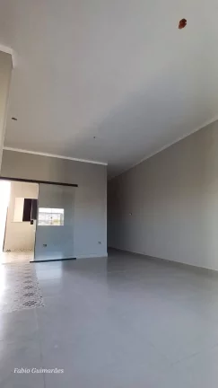 Imagem Compre esta linda casa no Ipê em Pindamonhangaba