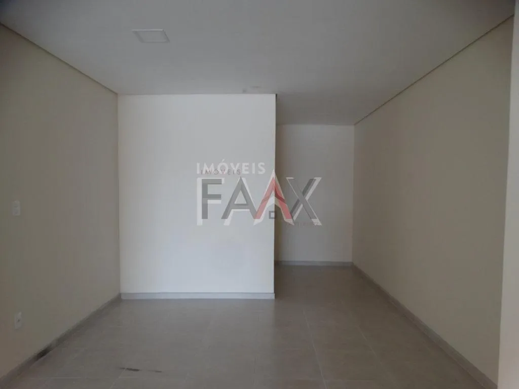 Imagem Sala Comercial à venda no centro, perfeito para seu negócio