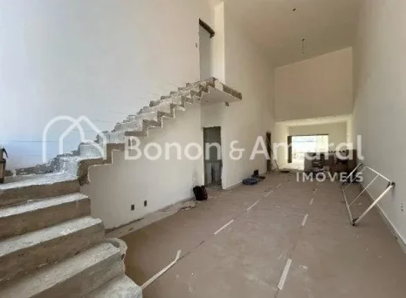 Imagem Esta residência no Condomínio Madre Maria Villac oferece conforto, praticidade e um projeto que in...