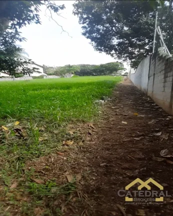 Imagem Terreno em Condomínio de chácaras com 2000² em Jundiaí
