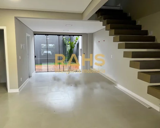 Imagem Se você está procurando localização, bairro nobre, comodidade, esse Sobrado é a opção certa! ...
