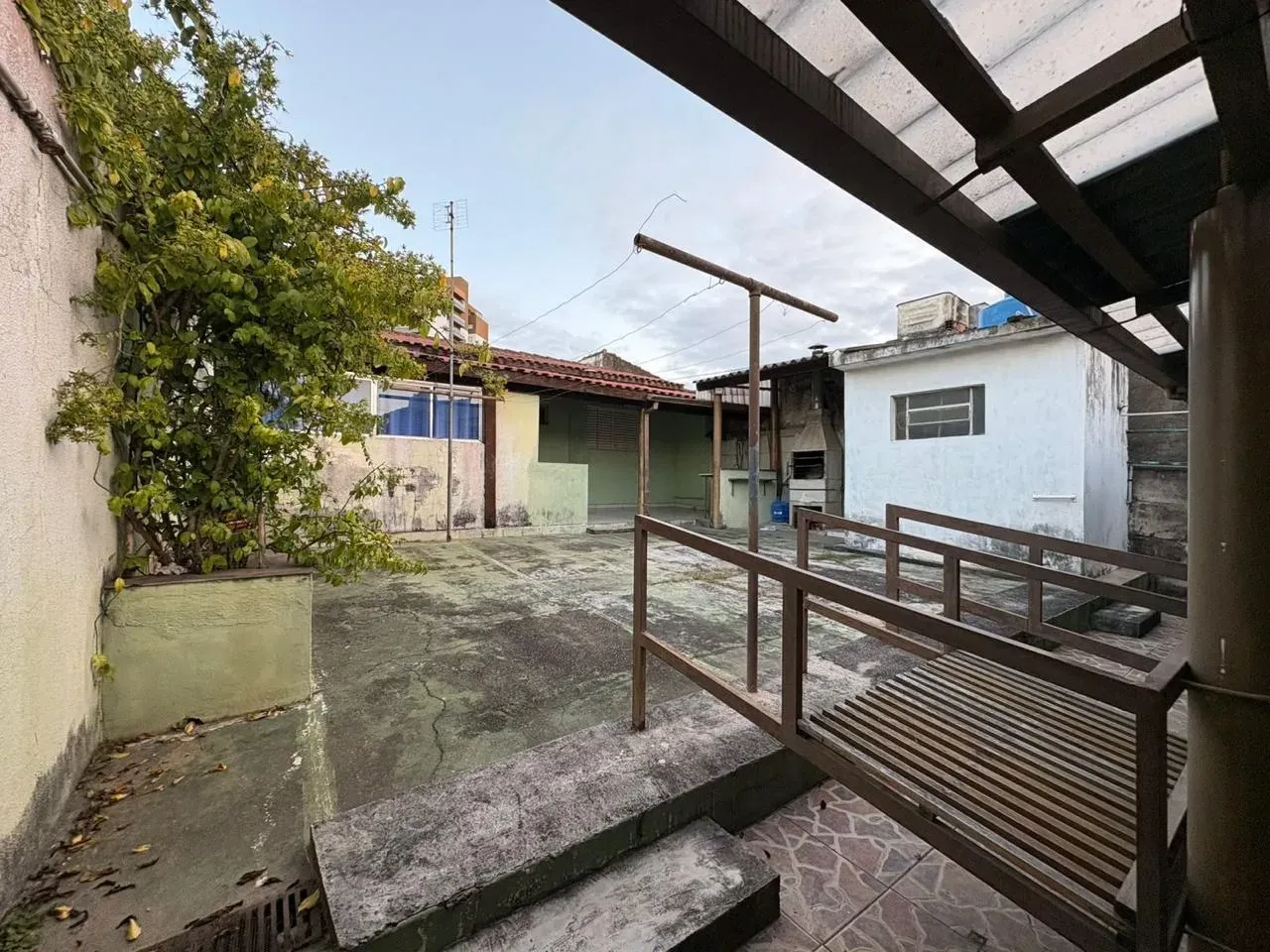 Foto do imóvel: Casa com 2 Quartos à Venda, 187 m² em Centro