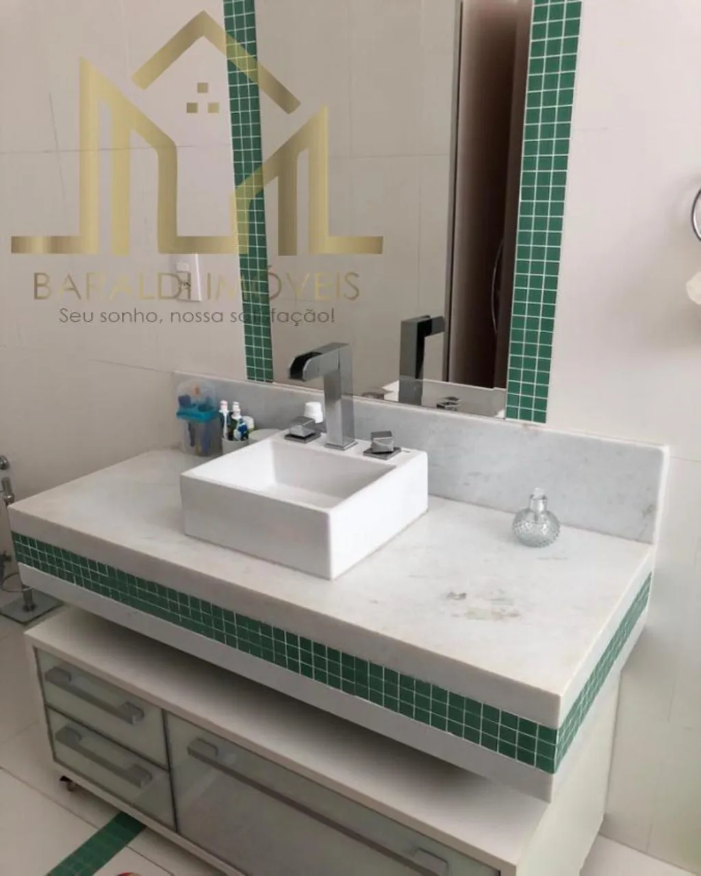 Imagem Sobrado em Condomínio para Venda em Sorocaba / SP no bairro Parque Residencial Villa dos Inglezes