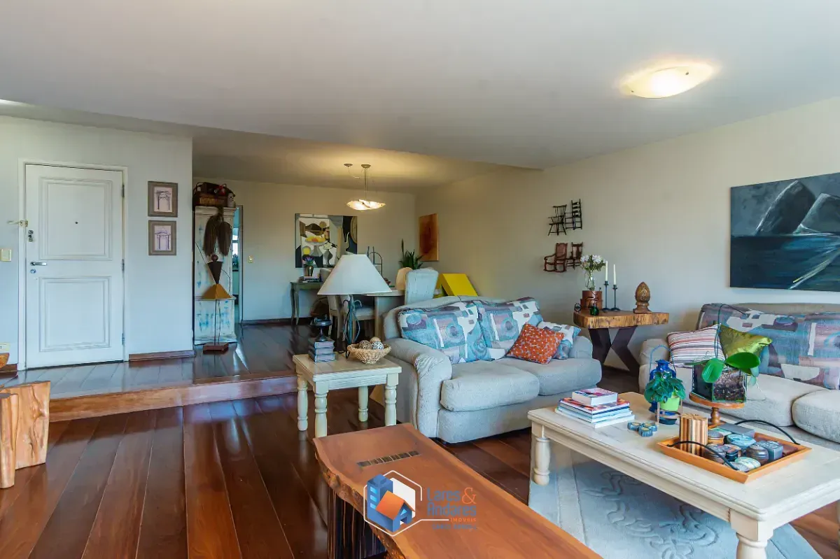 Imagem Apartamento para venda em Vila Morumbi com 4 quartos, sendo 3 suítes, 211m²