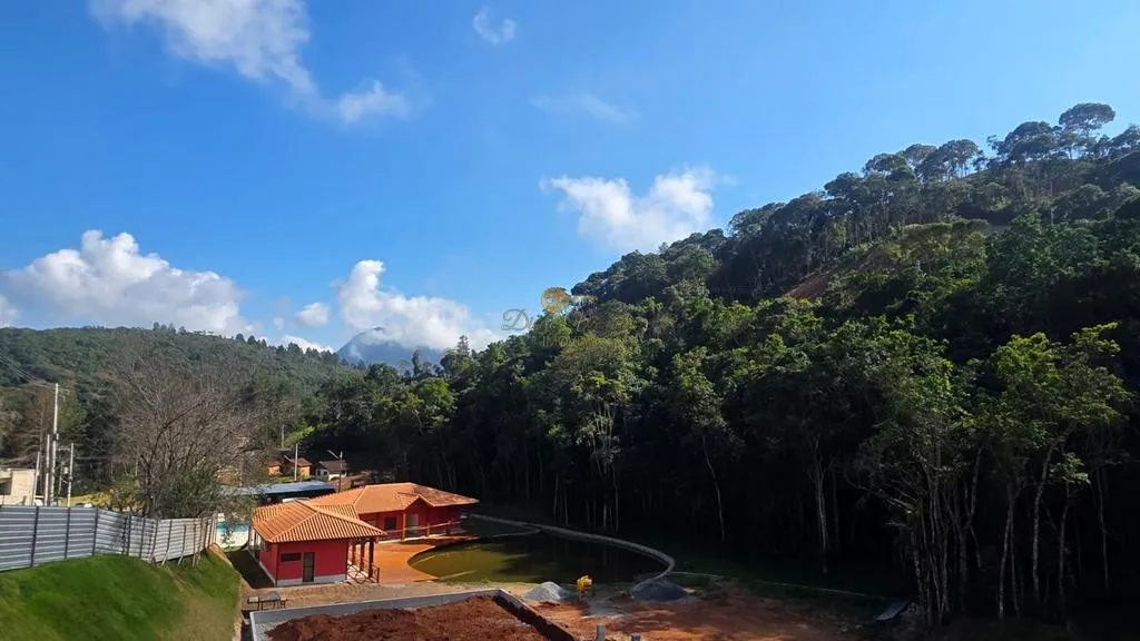 Imagem Terreno em Condomínio para Venda em Teresópolis / RJ no bairro Albuquerque