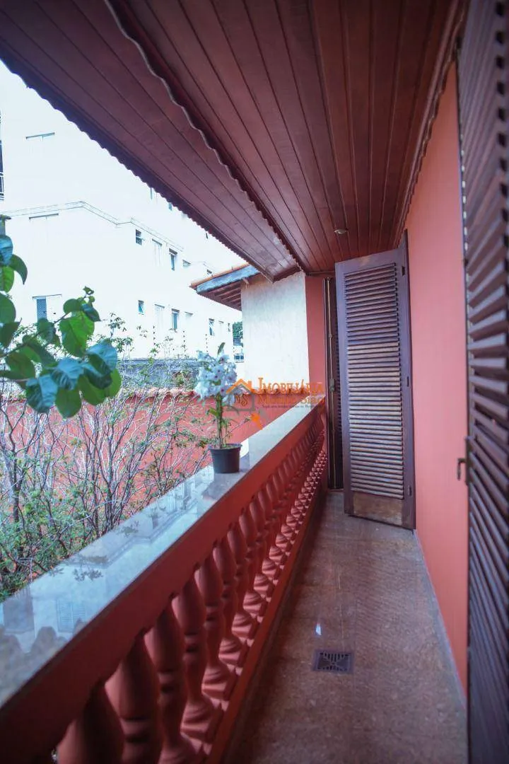Imagem Sobrado com 4 dormitórios à venda, 400 m² por R$ 1.400.000,00 - Jardim Tranqüilidade - Guarulhos/SP