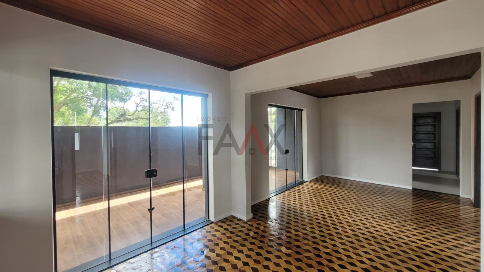 Imagem Excelente sala comercial na Xv de novembro em Guarapuava no Morro alto