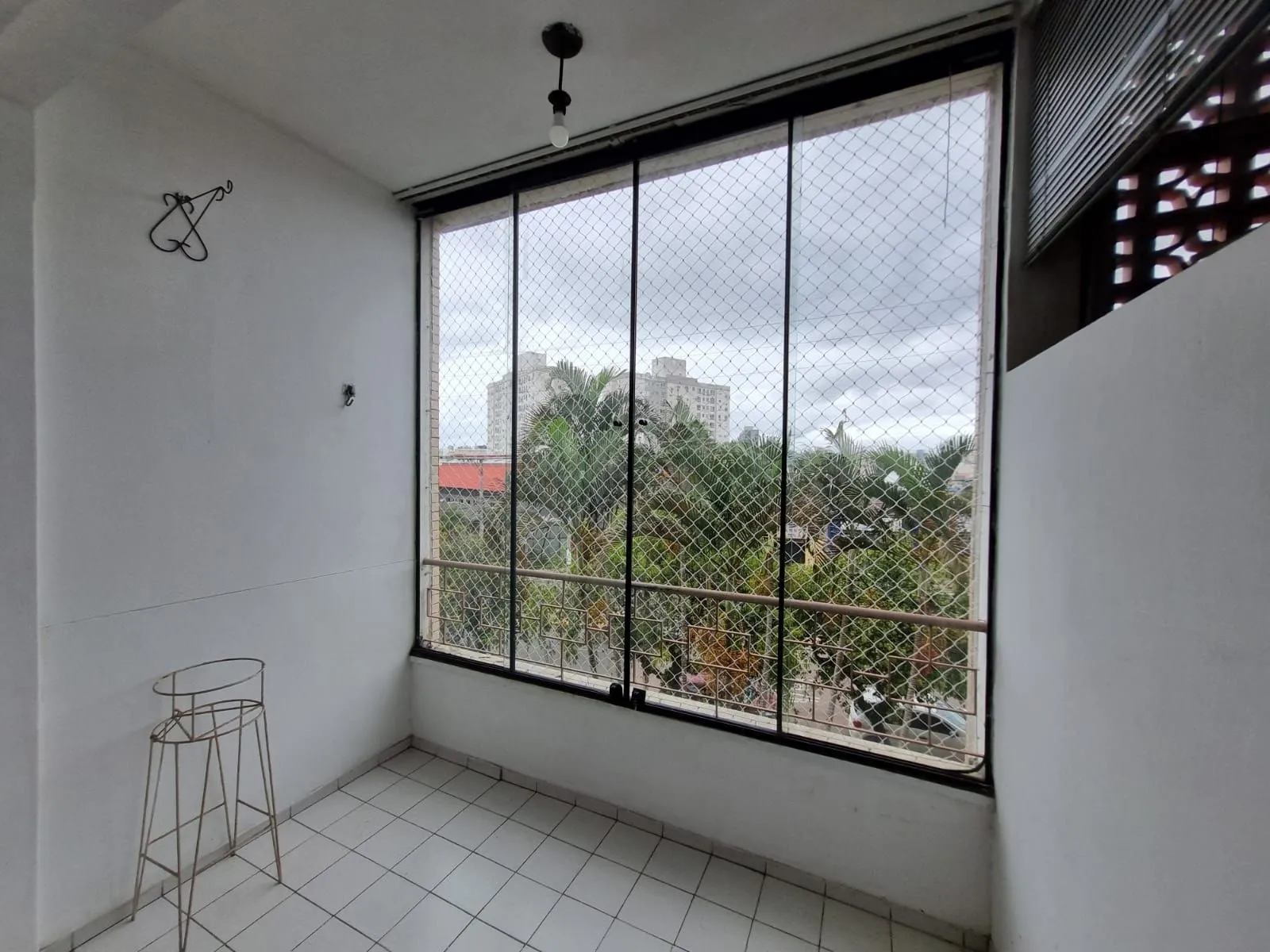 Imagem Apartamento de 3 dormitórios para venda no Bairro Azenha
