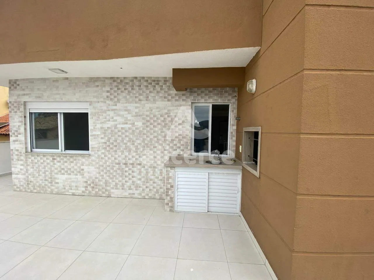 Imagem Cobertura Duplex à venda l 3 quartos, 1 suíte l140m² l Cachoeira do Bom Jesus - Florianópolis/SC
