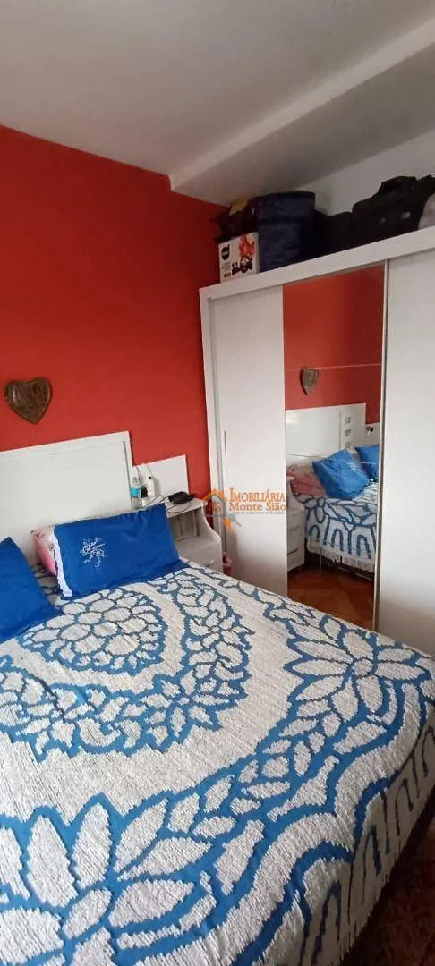 Imagem Casa com 4 dormitórios à venda, 150 m² por R$ 450.000,00 - Vila Rio de Janeiro - Guarulhos/SP