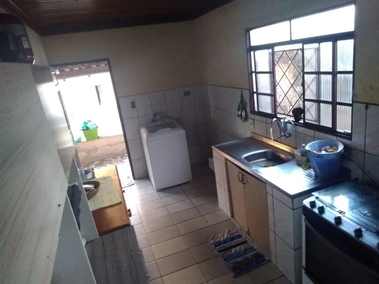 Foto do imóvel Casa à venda 3 Quartos, 2 Vagas, 325M², Feital, Pindamonhangaba - SP