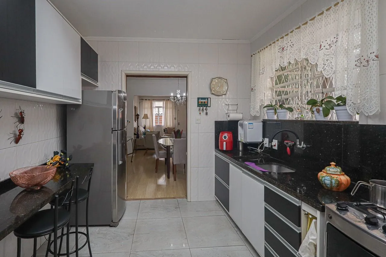 Imagem Casa a venda, 3 quartos sendo 1 suíte, 166m² no bairro Passo da areia, Porto Alegre