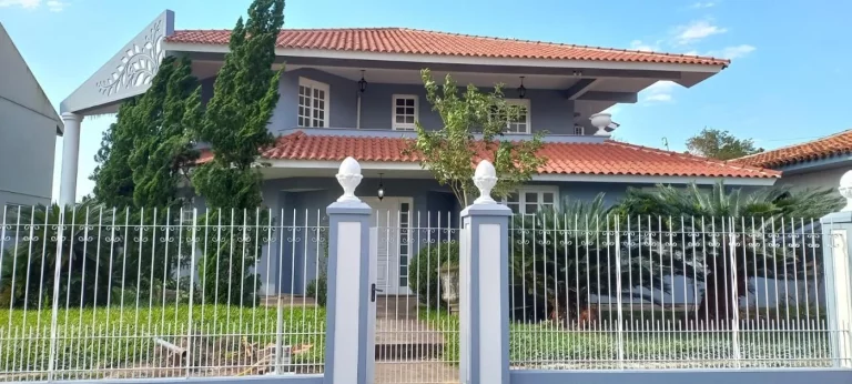 Imagem Casa para Venda em Santa Maria / RS no bairro Camobi