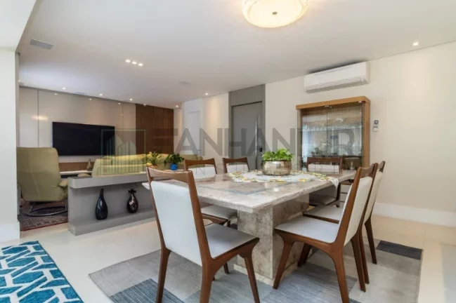 Imagem Imperdível oportunidade: Apartamento de alto padrão com 3 suítes e 3 vagas na Vila Nova Conceição, São Paulo-SP!