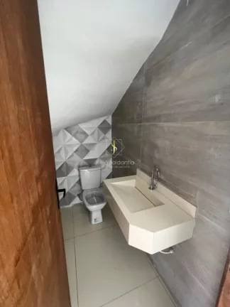 Imagem Sobrado em Guaratuba localizado no Balneário Eliane em rua asfaltada!!!