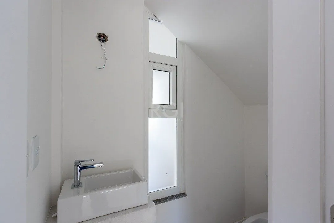 Imagem Casa Condominio para Venda - 306.18m², 3 dormitórios, sendo 3 suites, 3 vagas - Vila Assunção