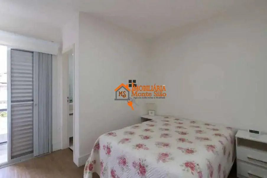 Imagem Sobrado com 3 dormitórios à venda, 195 m² por R$ 1.010.000 - Jardim Vila Galvão - Guarulhos/SP