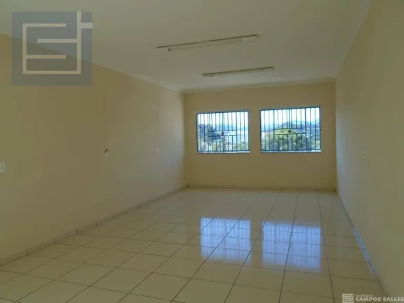 Imagem Salão para alugar por R$ 6.500/mês - Praça Coronel Olímpio Gonçalves dos Reis Centro - Socorro/SP