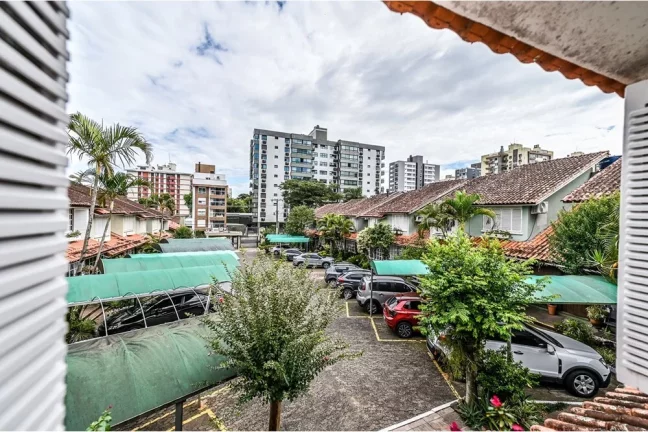 Imagem Casa em Condomínio para venda no bairro Tristeza em Porto Alegre