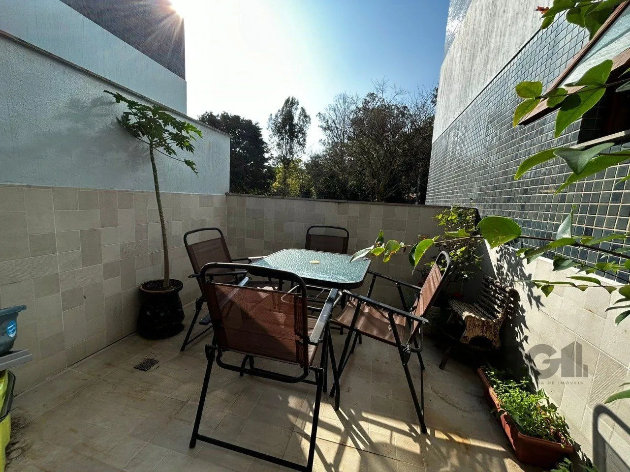 Imagem Apartamento 3 dormitórios, 1 suíte, 2 vagas, bairro Ipanema, Poa/RS