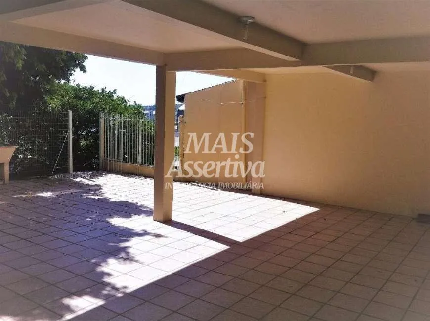 Imagem Casa para venda no bairro Rondonia em Novo Hamburgo - 3 dormitórios