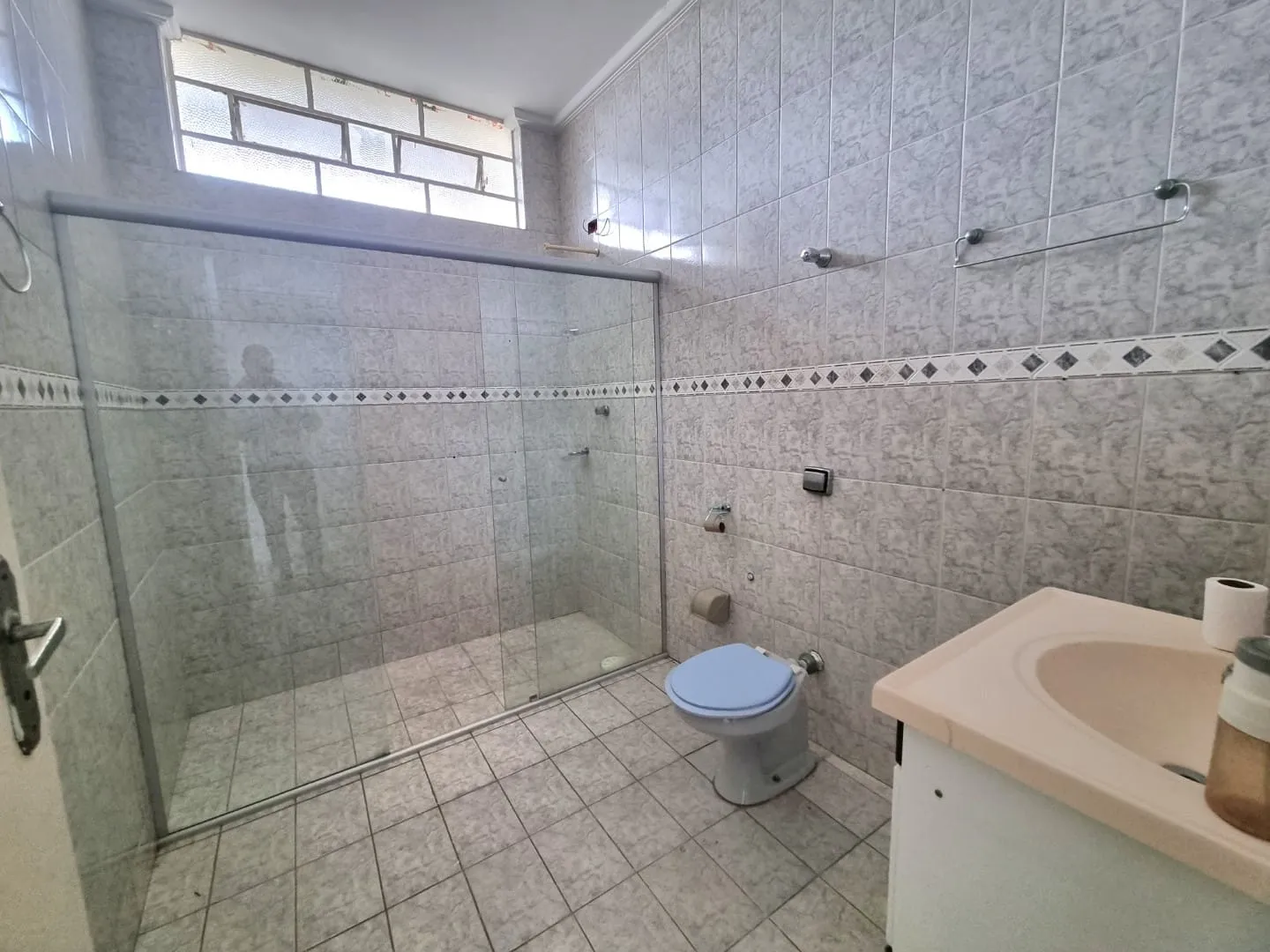 Imagem Casa à venda 4 Quartos, 1 Suite, 3 Vagas, 217.5M², Chácara Galega, Pindamonhangaba - SP