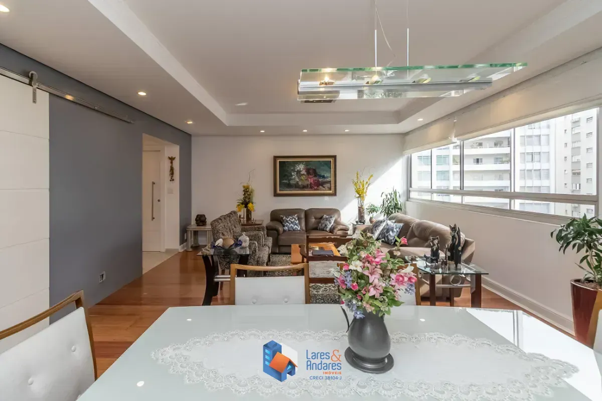 Imagem Apartamento para venda em Santa Cecília com 3 quartos, sendo 1 suíte, 210m²