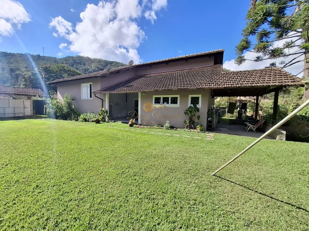 Foto do imóvel Casa para Venda em Teresópolis / RJ em Estrada Doutor Rogério de Moura Estevão