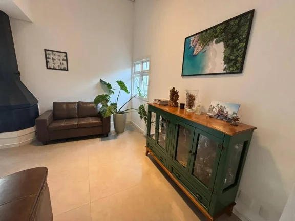 Imagem Casa com 4 dormitórios à venda, 300 m² por R$ 1.690.000,00 - GRANJA VIANA - JARDIM DAS FLORES - Cotia/SP