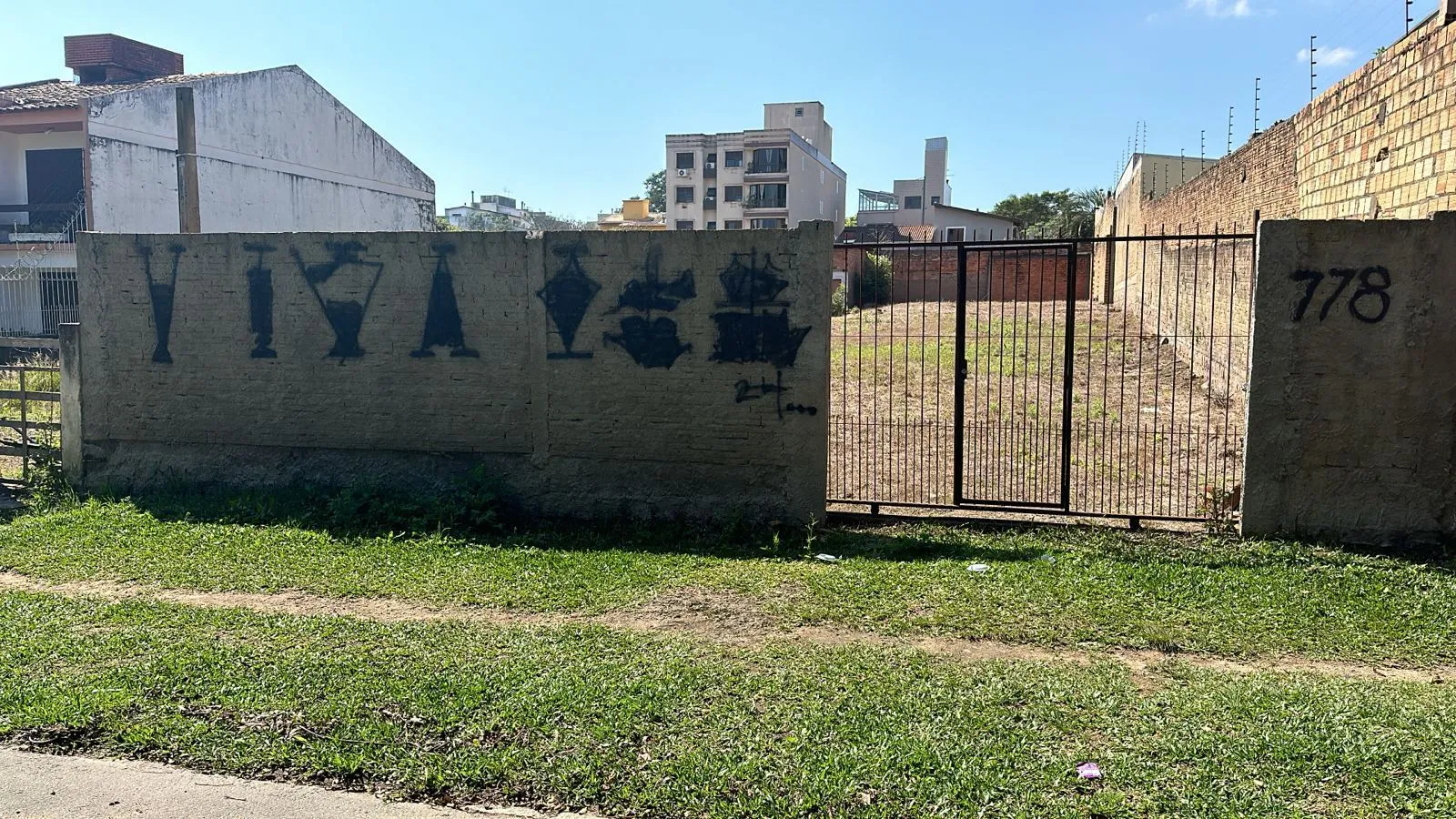 Imagem Terreno em Cristal