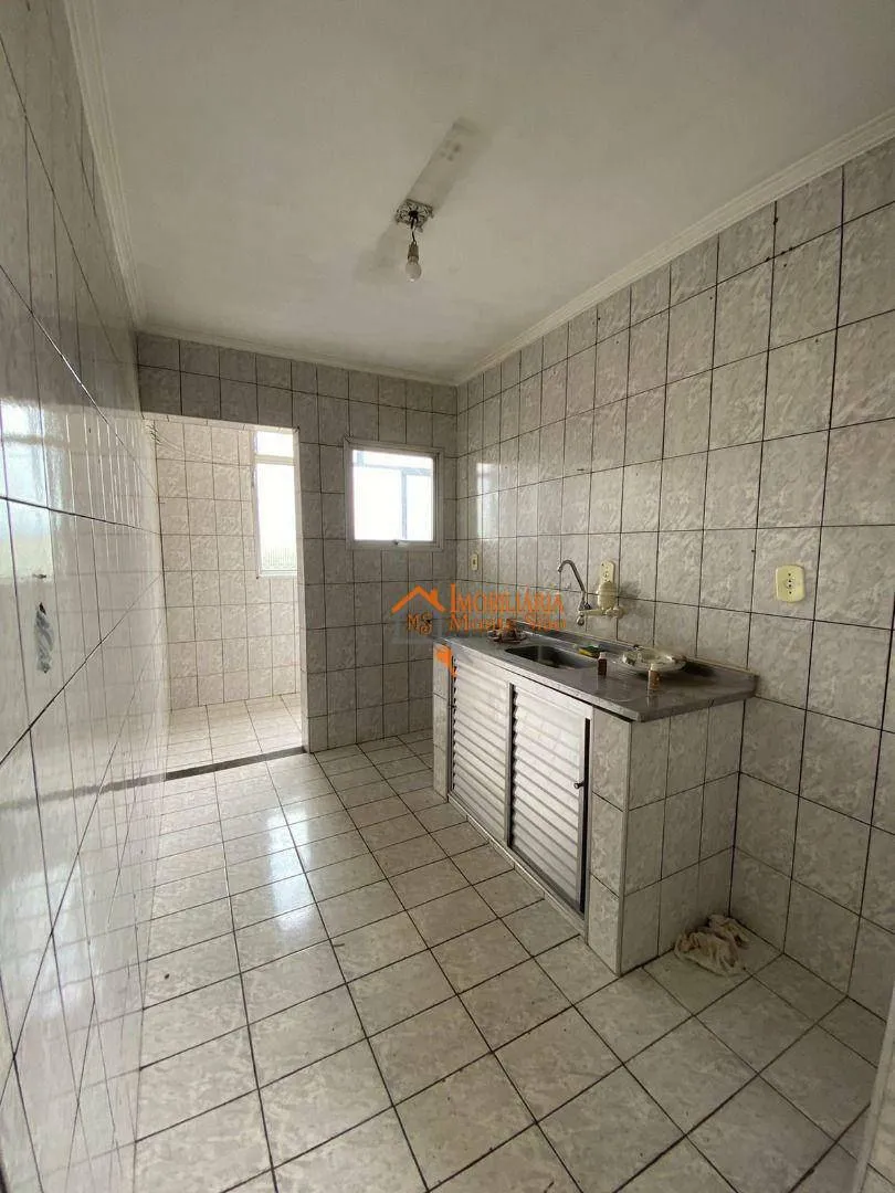 Imagem Apartamento com 2 dormitórios à venda, 58 m² por R$ 220.000,00 - Bonsucesso - Guarulhos/SP